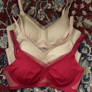 3 Honeylove Crossover Bras